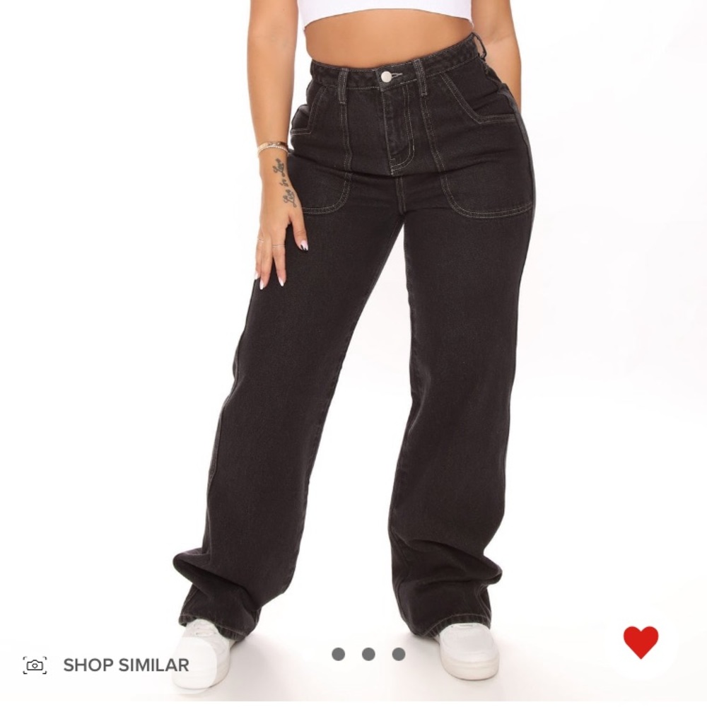 Bland white fashionnova pants